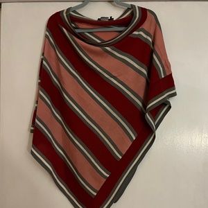 BCBG Colorful Poncho OS Light weight